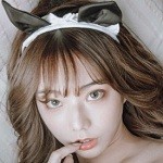 男生女生一起愁愁愁在线下载